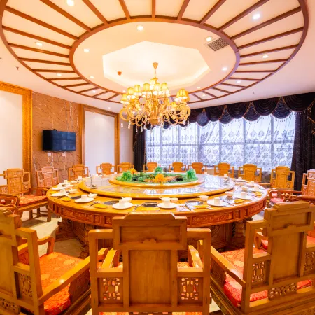 Junyi International Hotel