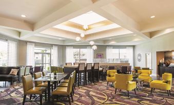 La Quinta Inn & Suites by Wyndham Fort Worth City View