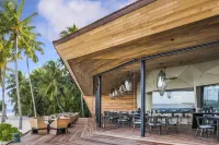 The St. Regis Maldives Vommuli Resort - bar