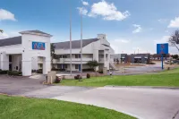 Studio 6 Irving, TX - Irving DFW Airport East Hotel a Irving