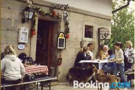 施瓦茲霍夫蘭德酒店