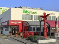 Ibis Styles Crolles Grenoble A41