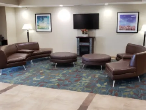 活華德康杜活套房酒店 伍德沃德縣酒店