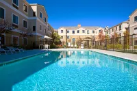 Staybridge Suites Irvine East/Lake Forest فنادق في ليك فوريست