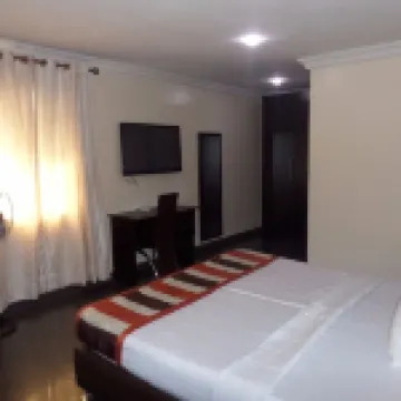 Divine Fountain Agidingbi