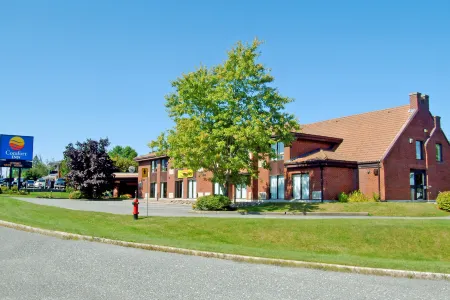 Comfort Inn Sherbrooke Отели в г. Шербрук