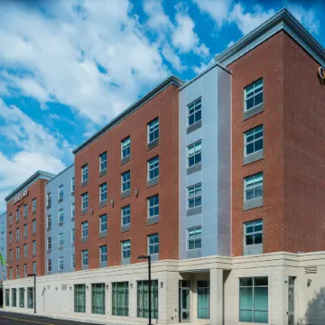 Courtyard Edgewater NYC Area