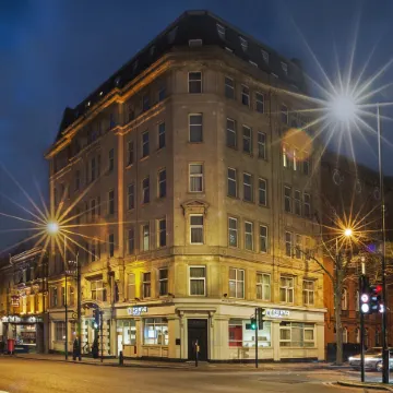 Point A Hotel London Kings Cross – St Pancras Отели рядом с достопримечательностью «Камден»