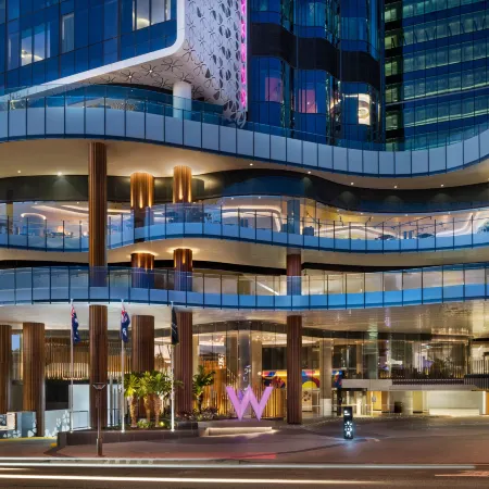 W Brisbane