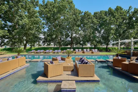 Protea Hotel O.R. Tambo Airport Отели в г. Кемптон Парк