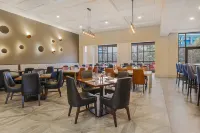 Sheraton Tarrytown Hotel - breakfast