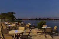 Holiday Inn Express Miami Airport-Blue Lagoon Area, an IHG Hotel - breakfast