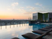 Holiday Inn & Suites JAKARTA GAJAH MADA by IHG - Romantic