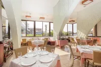 Hotel Copacabana Hotels near Mount Barreto Ecological Park