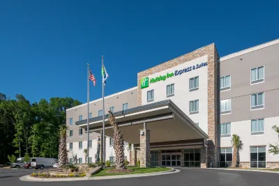 Holiday Inn Express & Suites CHARLOTTE AIRPORT by IHG Hotels near Enderly Park