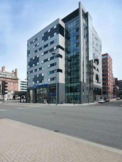 Travelodge Liverpool Central the Strand