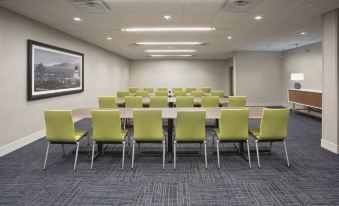 Holiday Inn Express & Suites Tonawanda - Buffalo Area