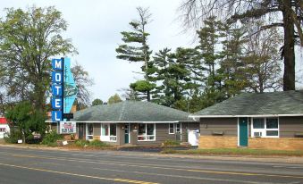 Forest Lake Motel