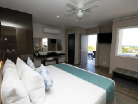 Illusion Xpress โรงแรมในปลายาเดลการ์เมน