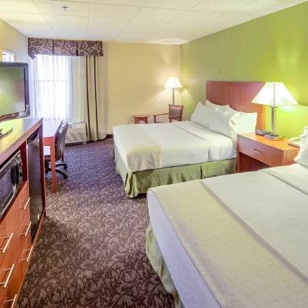 Quality Inn & Suites Downtown Mansfield