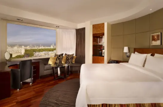The Park Tower Knightsbridge, a Luxury Collection Hotel, London Các khách sạn ở Luân Đôn