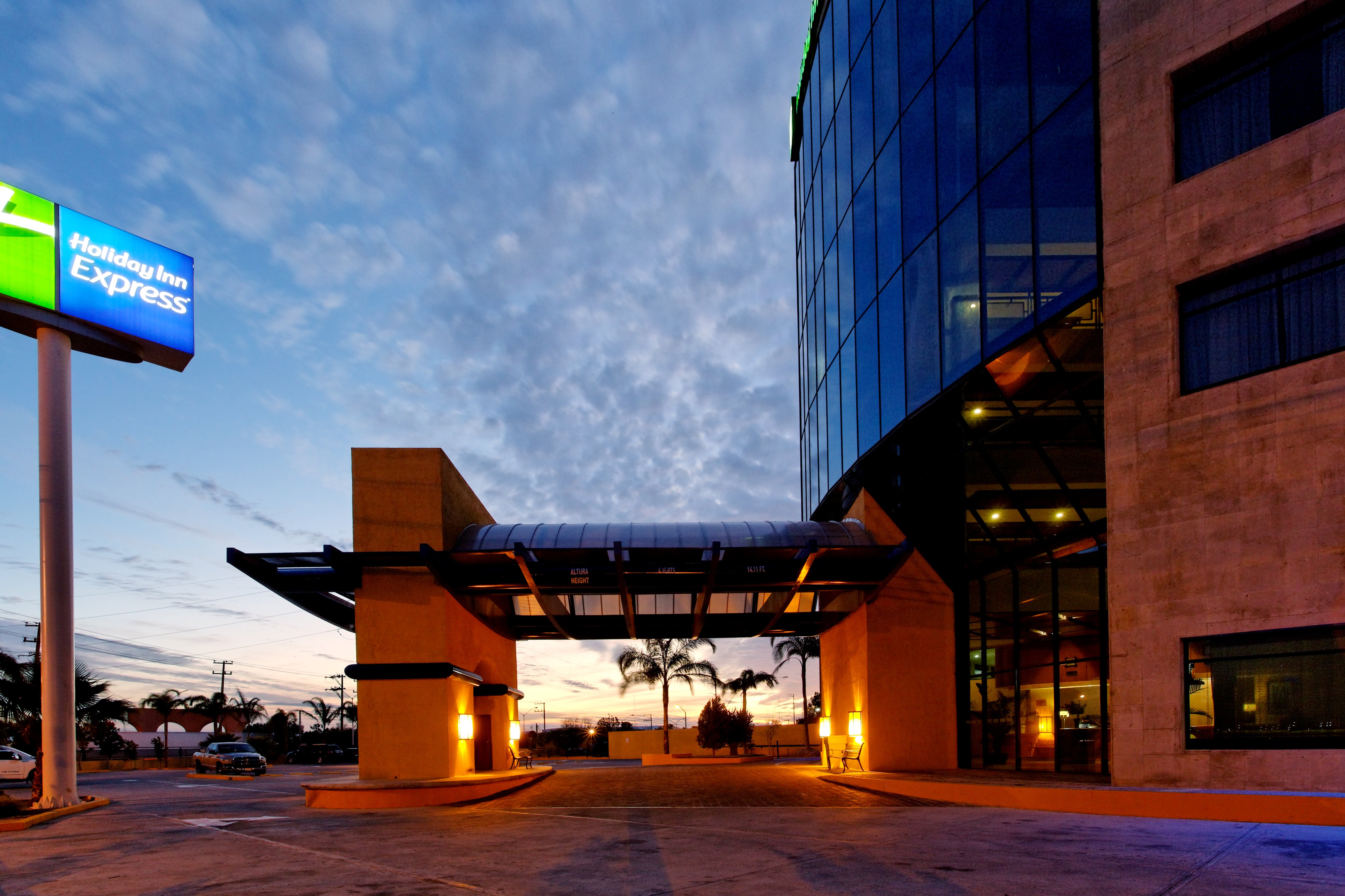 Holiday Inn Express Nuevo Laredo, an Ihg Hotel