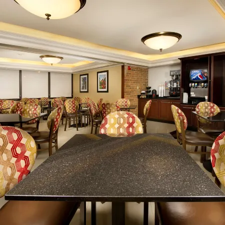 Hotel Lotus Kansas City Merriam