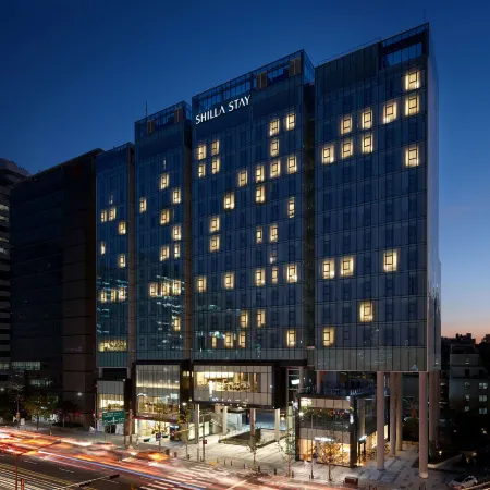 Shilla Stay Gangnam Yeoksam Отели рядом с достопримечательностью «Кафе 10 Corso Como»