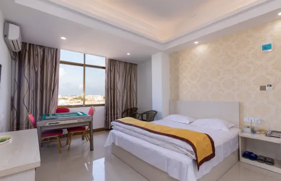 南雄鄧坊大酒店