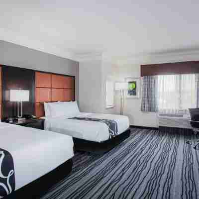 La Quinta Inn & Suites by Wyndham Dublin - Pleasanton Rooms