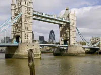 Novotel London Excel Hotels near Olympic Stadium