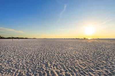 Private Beach Gullwing #1002 3Br Beachfront W/ 180 View 3 Bedroom Condo Photo