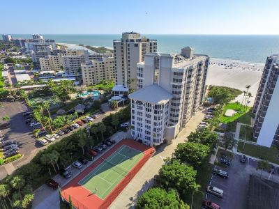 View from Hotel Gullwing #1002 3Br Beachfront W/ 180 View 3 Bedroom Condo Photo