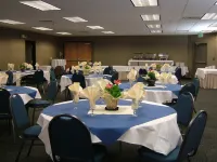 Radisson Hotel Portland Airport - breakfast