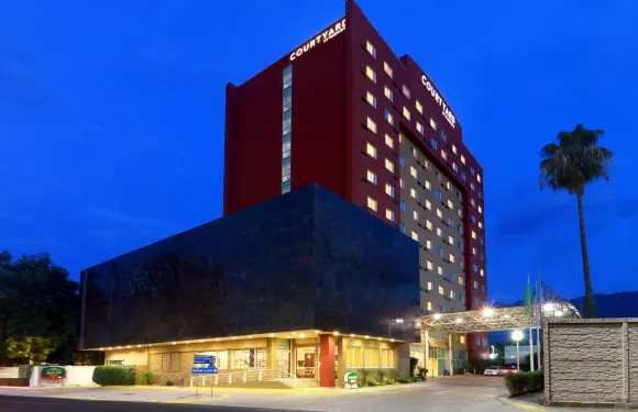 蒙特雷聖赫羅尼莫瓦勒萬怡酒店