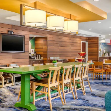 Fairfield Inn Myrtle Beach North Отели рядом с достопримечательностью «Поле для гольфа Barefoot Landing»