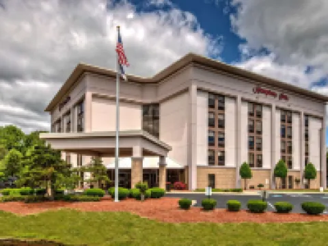 Hampton Inn Elizabeth City Hotels in Pasquotank County