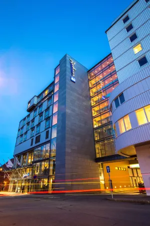 Radisson Blu Hotel, Tromso Отели рядом с Аэропорт Тромсё