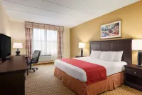 Country Inn & Suites by Radisson, Frackville (Pottsville), PA - Gym