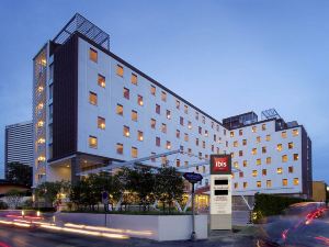 Ibis Bangkok Sathorn