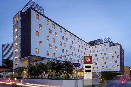 Ibis Bangkok Sathorn