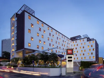 Ibis Bangkok Sathorn Các khách sạn ở Sathon