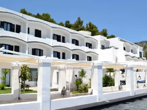La Casa e il Mare Private Bay Hotel