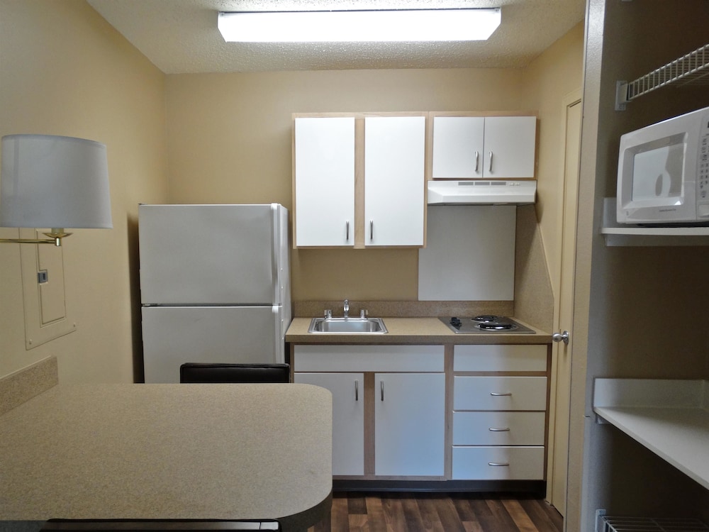 Extended Stay America Suites - Denver - Aurora South