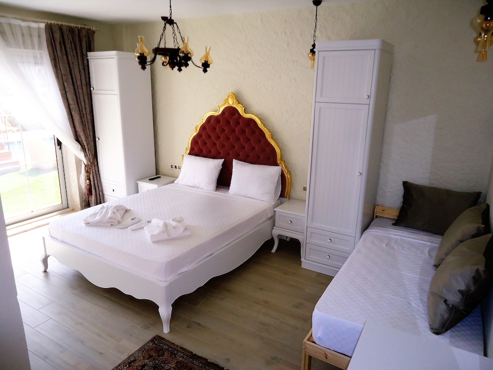 Alacati Grand Eldoris Otel (Grand Alacati Boutique Hotel)