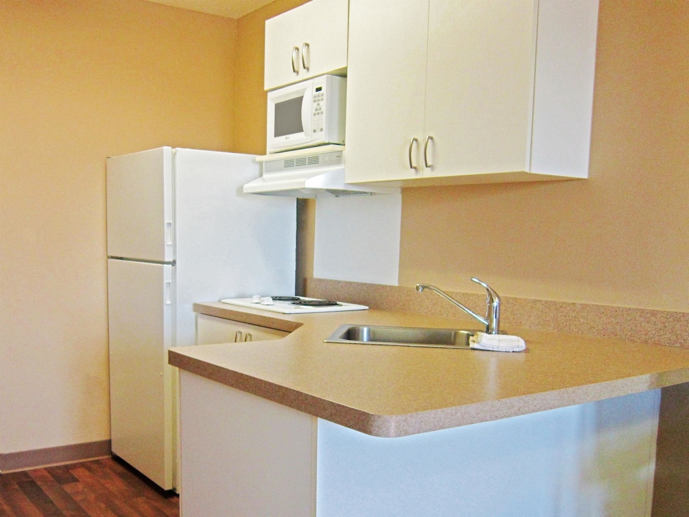 Extended Stay America Suites - Tucson - Grant Road