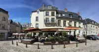 Logis du Parvis Hôtels à : Bruyères-et-Montbérault