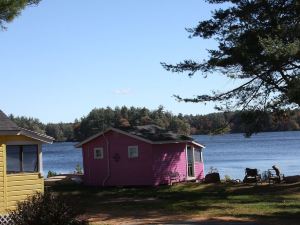 The Cottages at Harvey Lake
