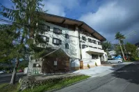 Hotel Hakuba Berghaus Hôtels à : Otari