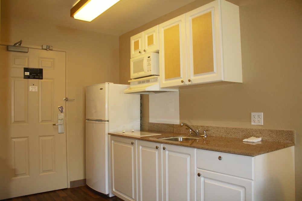 Extended Stay America Suites - San Rafael - Francisco Blvd East